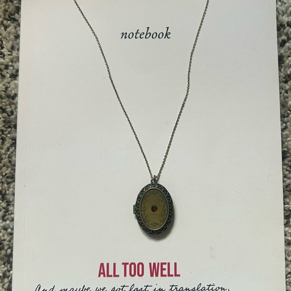 Taylor Swift “Run” Locket